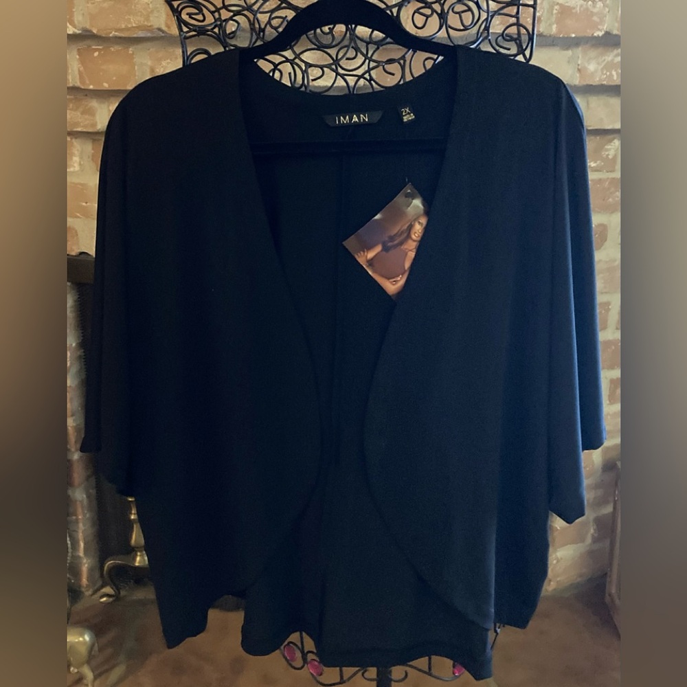 IMAN Women's Classic Black Shrug